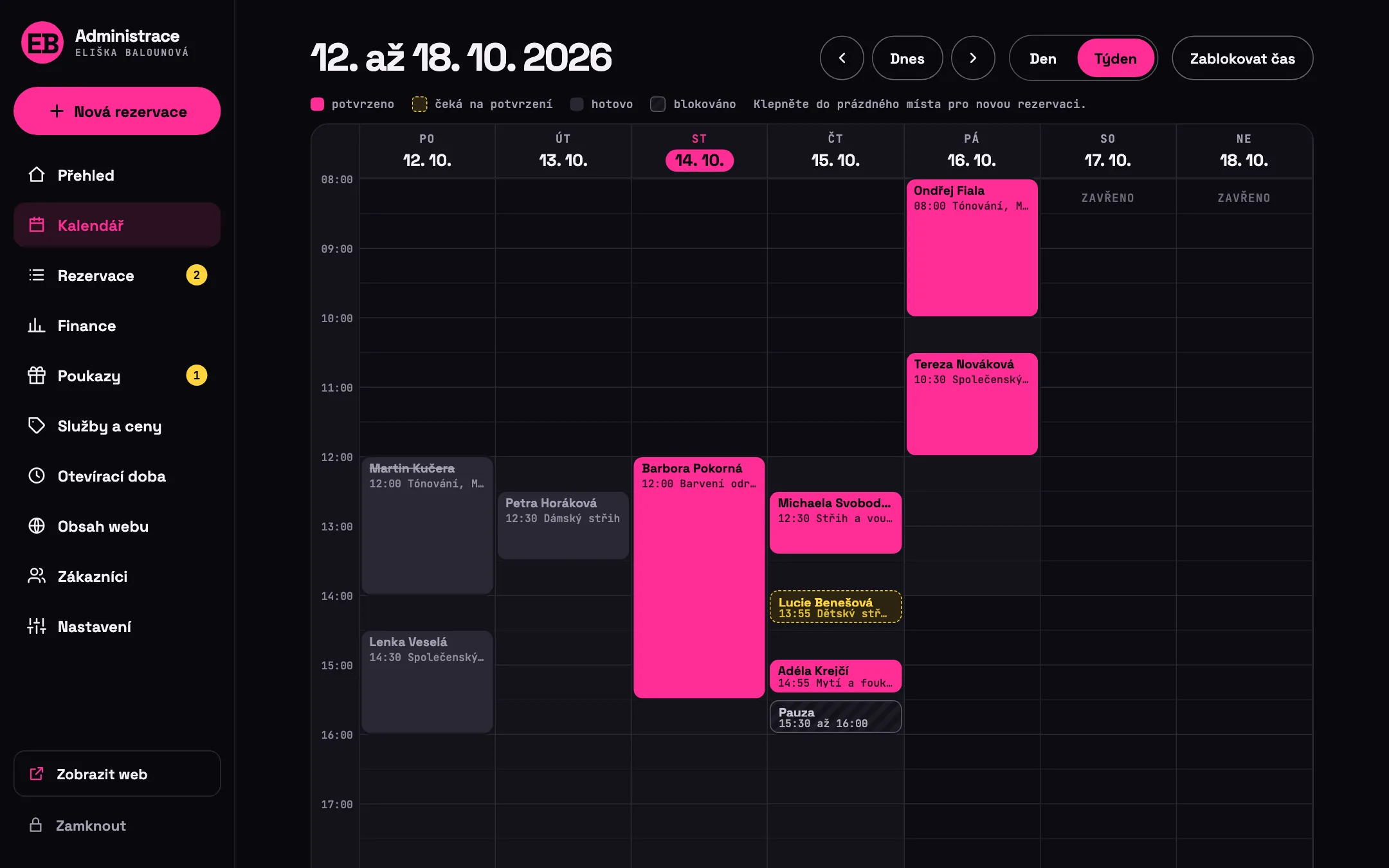 Weekly calendar in the EB kadeřnictví admin panel with sample data: bookings color-coded by status (confirmed, awaiting approval, done, blocked), a break from 15:30 to 16:00, Saturday and Sunday closed, and the admin menu on the left